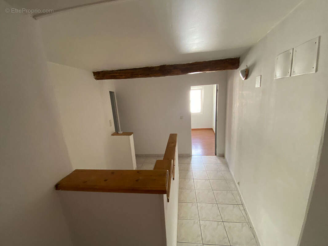 Castelnaudary centre, maison 3 chambres avec petit jardin - photo 14