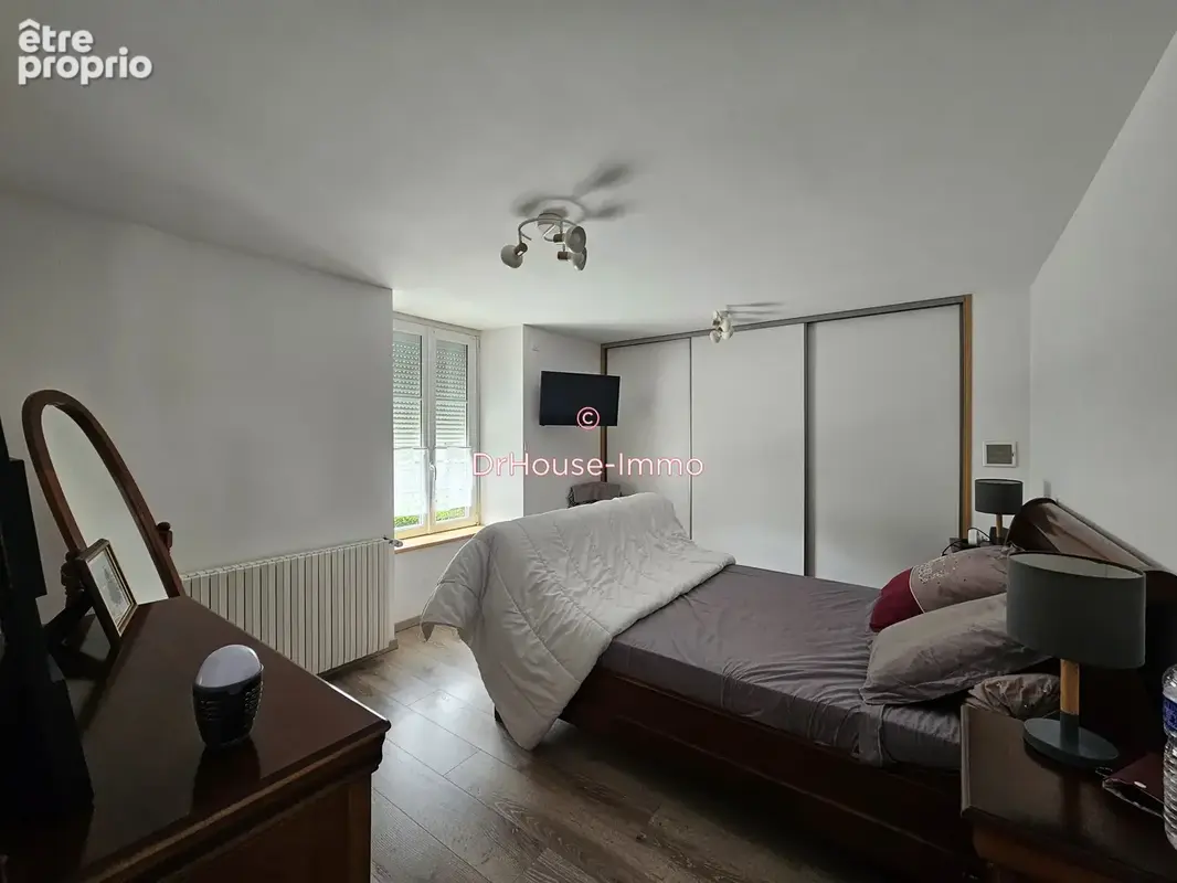 Maison 4 pièces 95 m² à vendre à Parthenay (79200) - photo 23