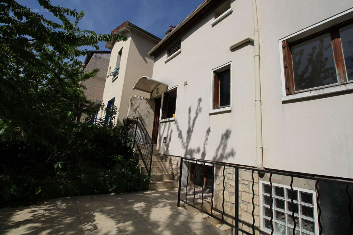 Maison à COLOMBES