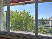Appartement à NEAUPHLE-LE-CHATEAU