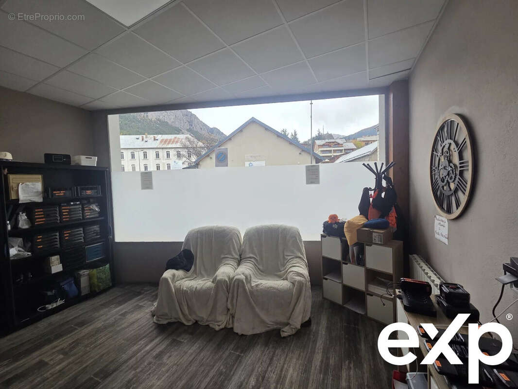 Commerce à BRIANCON