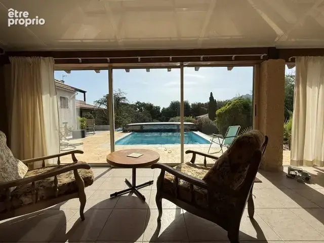 Villa 4 faces avec piscine - photo 6