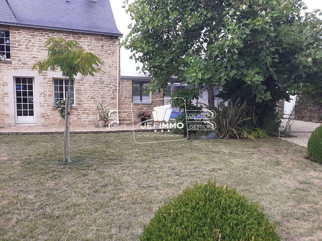 Maison à SAINT-MARS-DU-DESERT