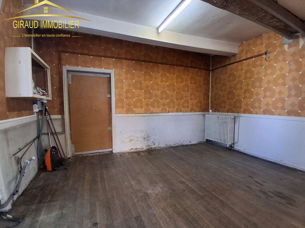 Appartement à CHARLIEU