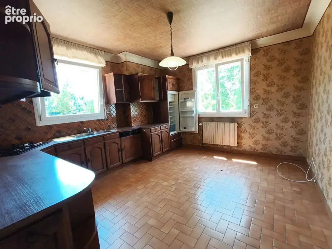 29520 Châteauneuf du Faou maison 5 chambres sur 2700 m² de terrain au calme - photo 8
