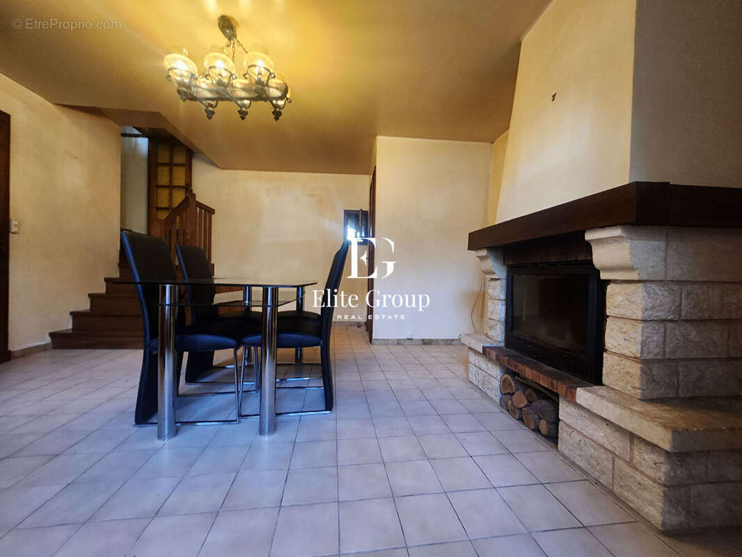 Maison à SIORAC-EN-PERIGORD