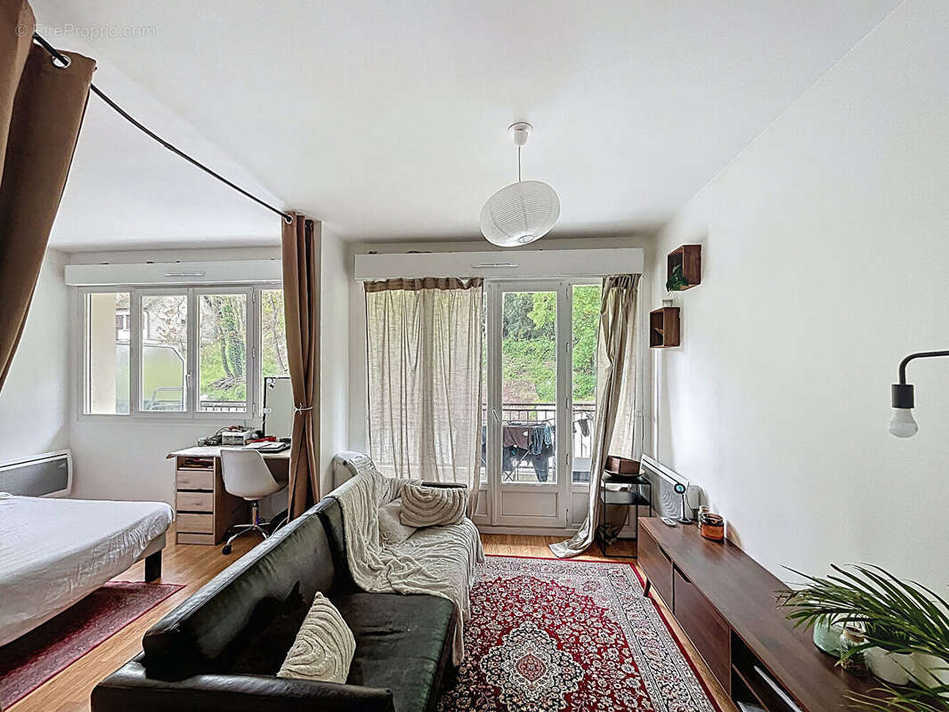 Appartement à CORBEIL-ESSONNES