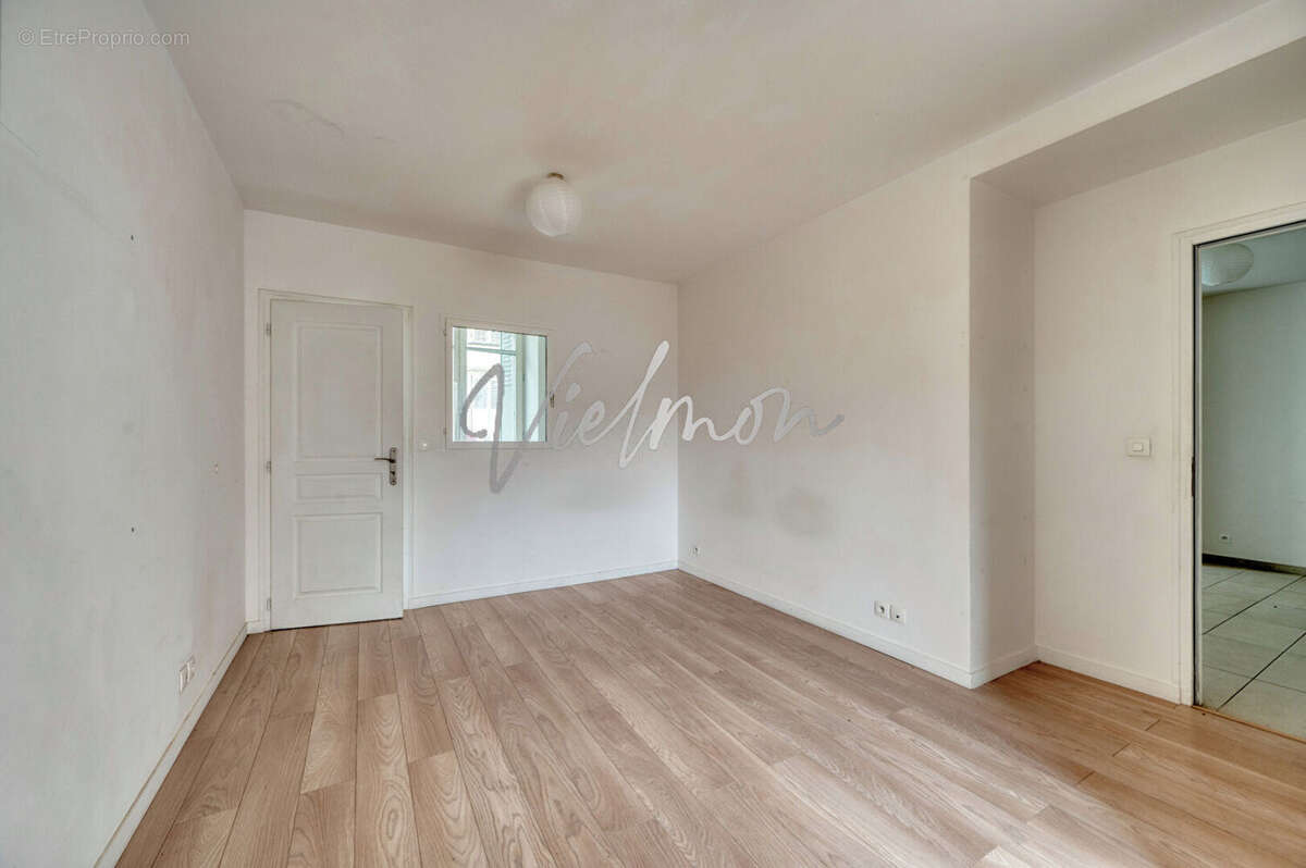 Appartement à VERSAILLES