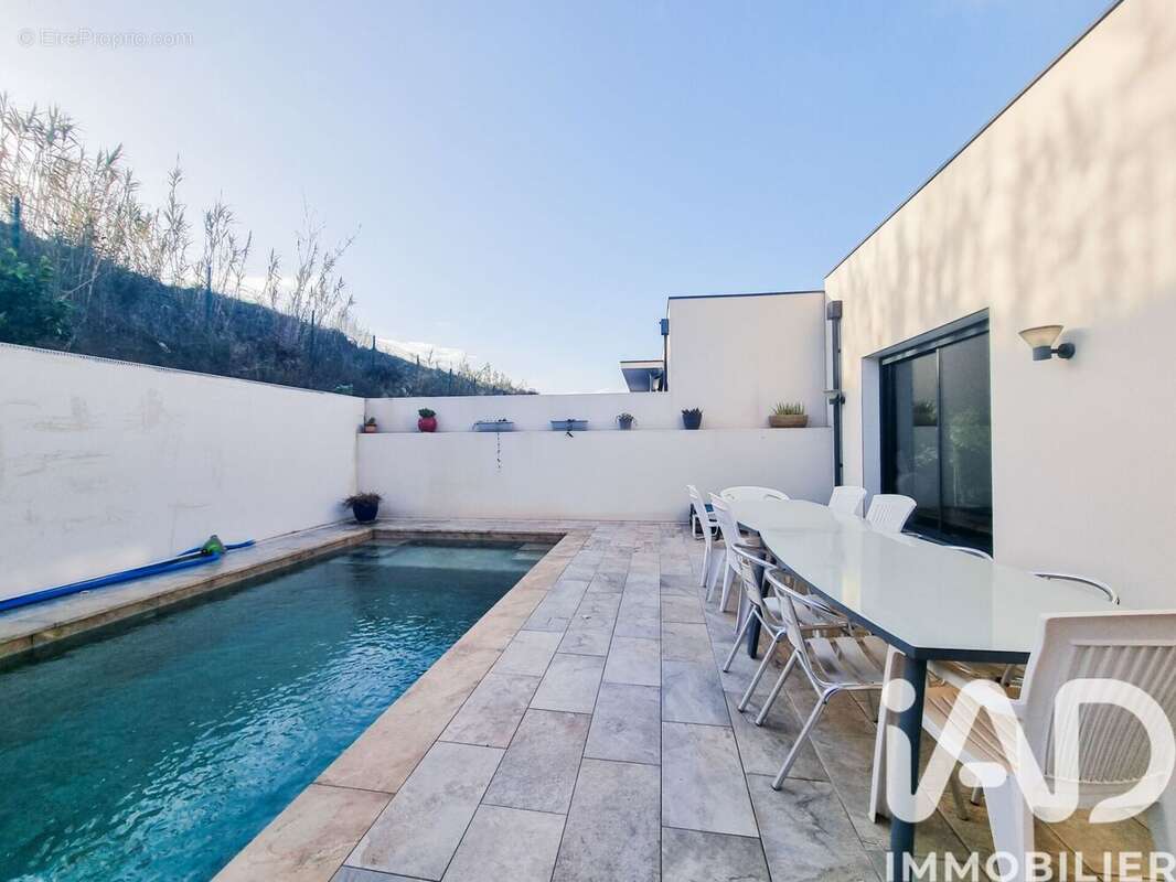 Maison 144 m² à Perpignan  - photo 2
