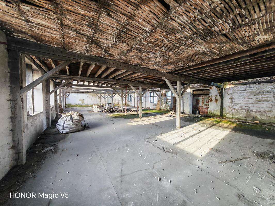 Appartement à MEHUN-SUR-YEVRE