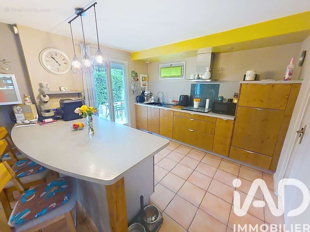 Maison 110 m² à Feuillade  - photo 9