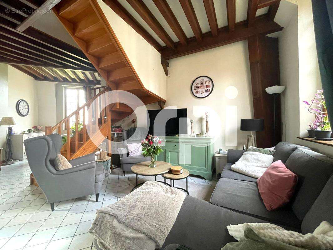 Appartement à CHOISY-AU-BAC