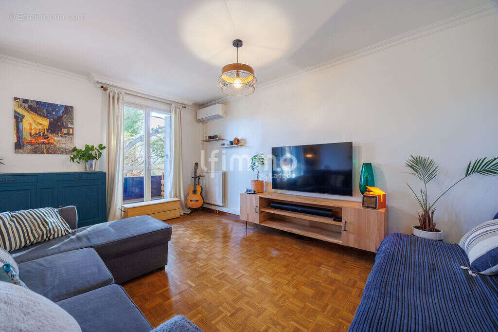 Appartement à MARSEILLE-12E