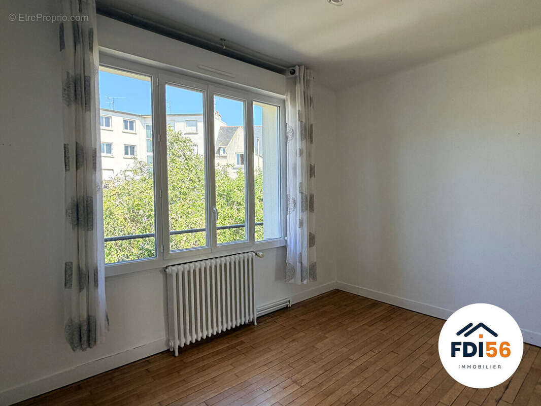 Maison d'exception a vendre lorient - merville - jardin - garage - photo 4