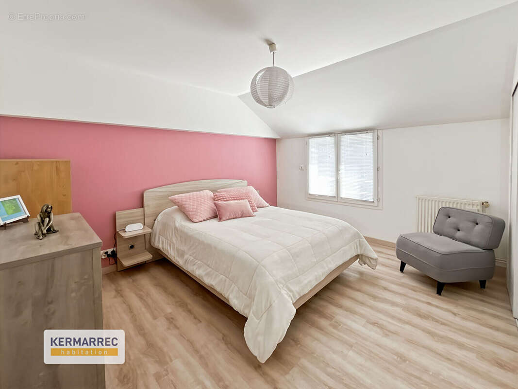 Maison à SAINT-JACQUES-DE-LA-LANDE