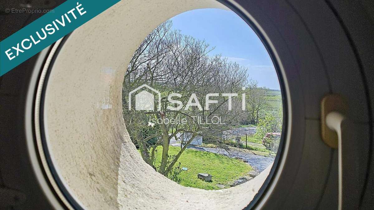 Photo 2 - Maison à CHAMPAGNE-LES-MARAIS