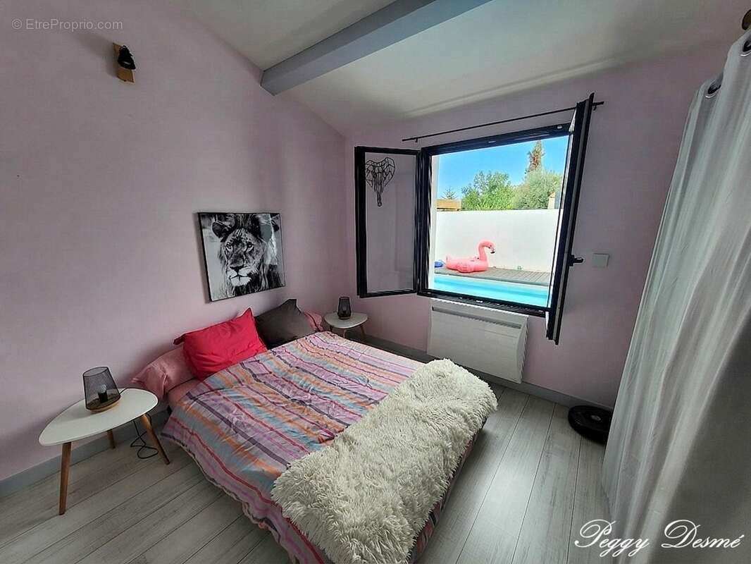 Maison à vendre 6 pièces VILLEDOUX (17) - Elégance et Confort aux portes de La Rochelle - 6 pièces - Piscine - photo 15