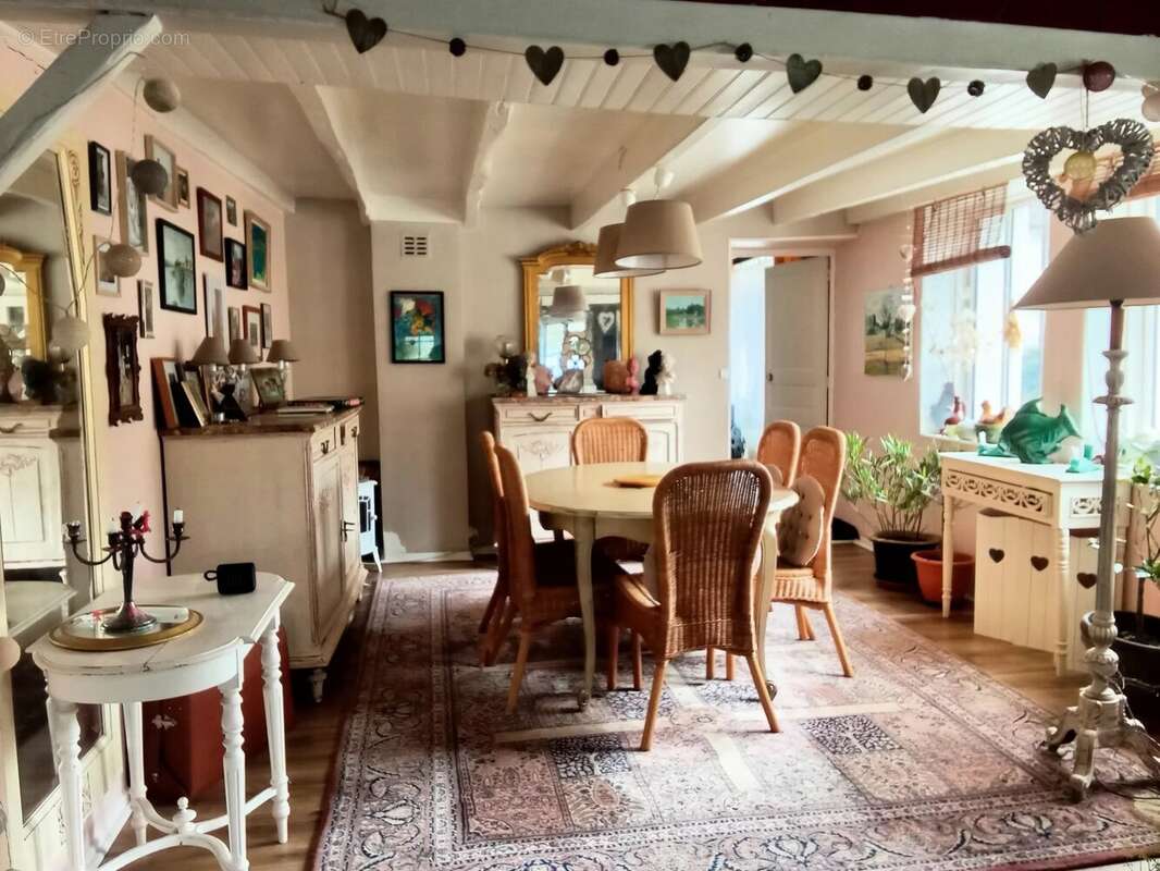 Maison à SAINT-FRAIGNE