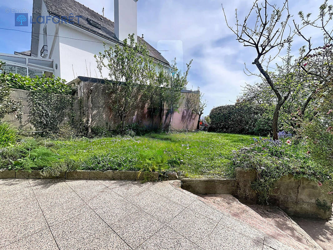 Maison à LANESTER