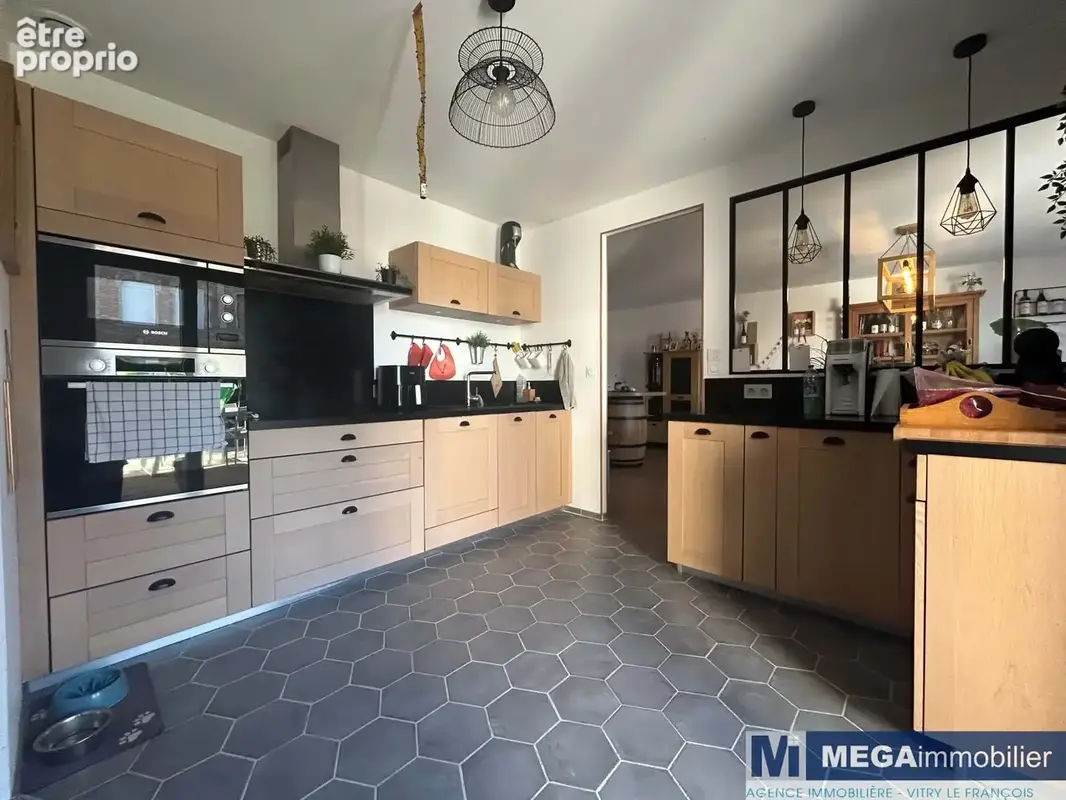 Maison rénovée à vendre - photo 4