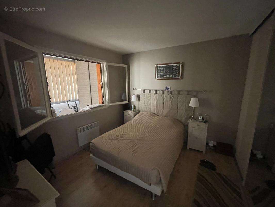 Appartement à SIX-FOURS-LES-PLAGES