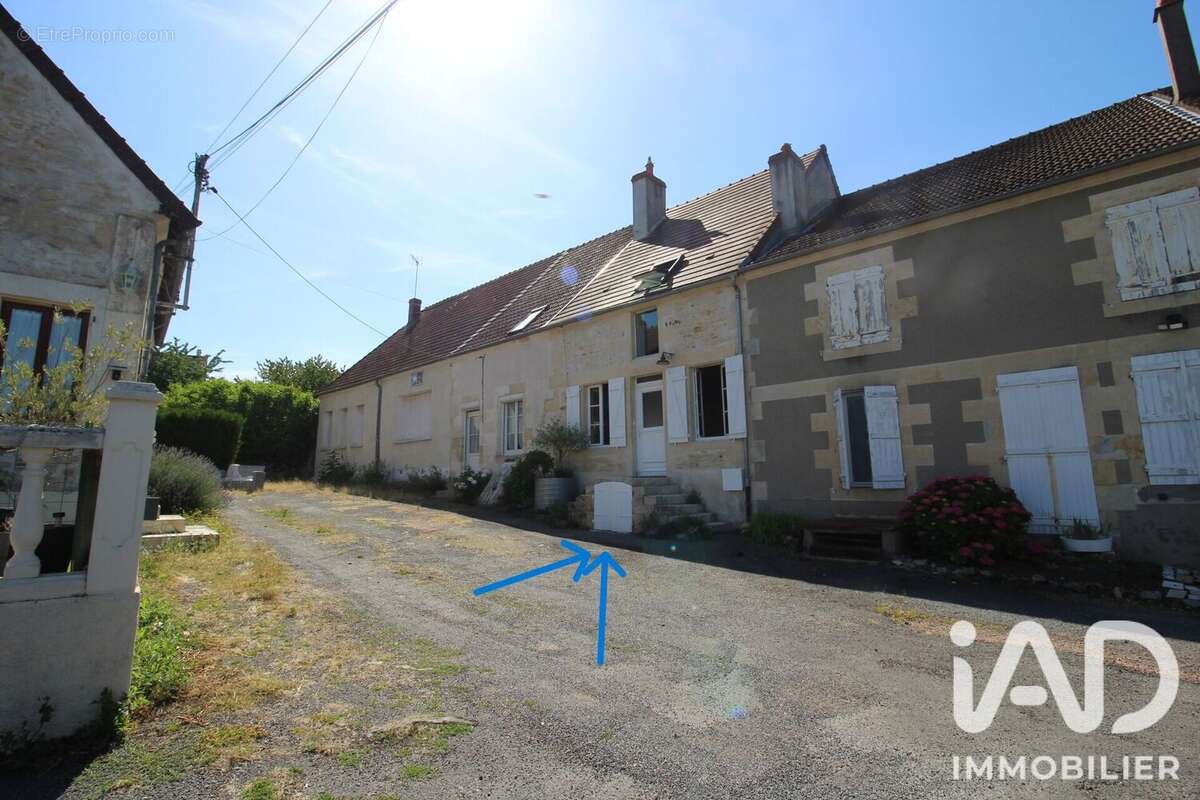 Photo 3 - Maison à VARENNES-VAUZELLES
