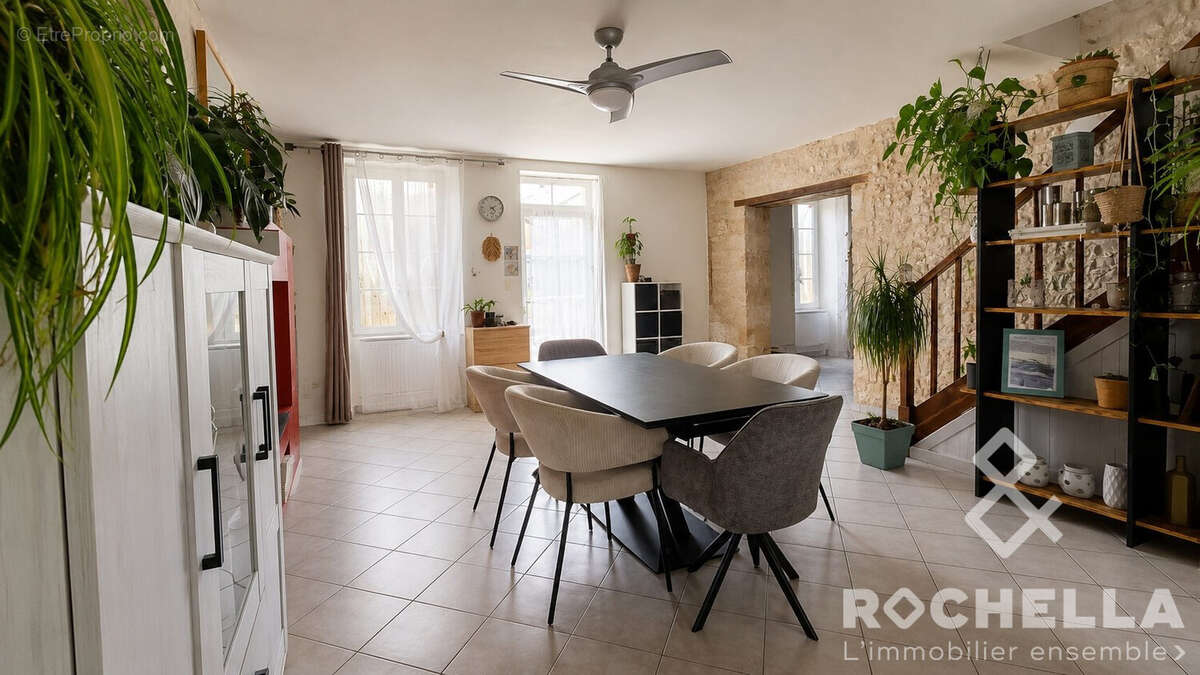 Maison 145 m² à La Villedieu  - photo 6