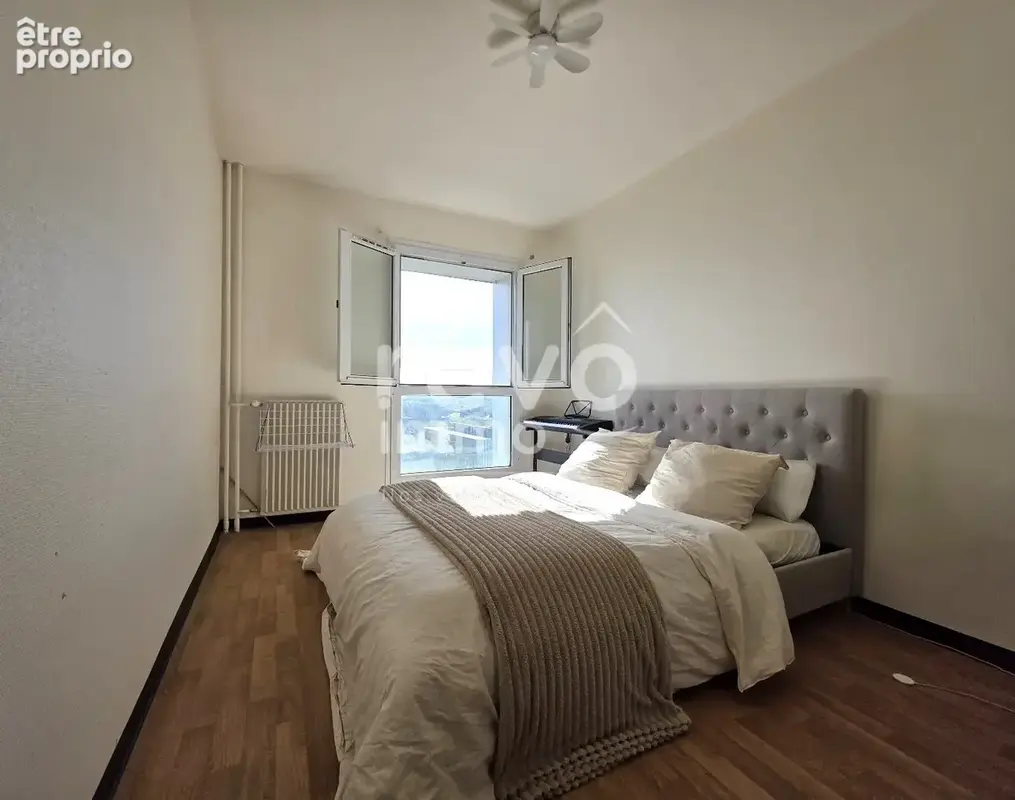 ILE DE NANTES 44200  T3 lumineux avec vue dégagée au 11ème étage - photo 9