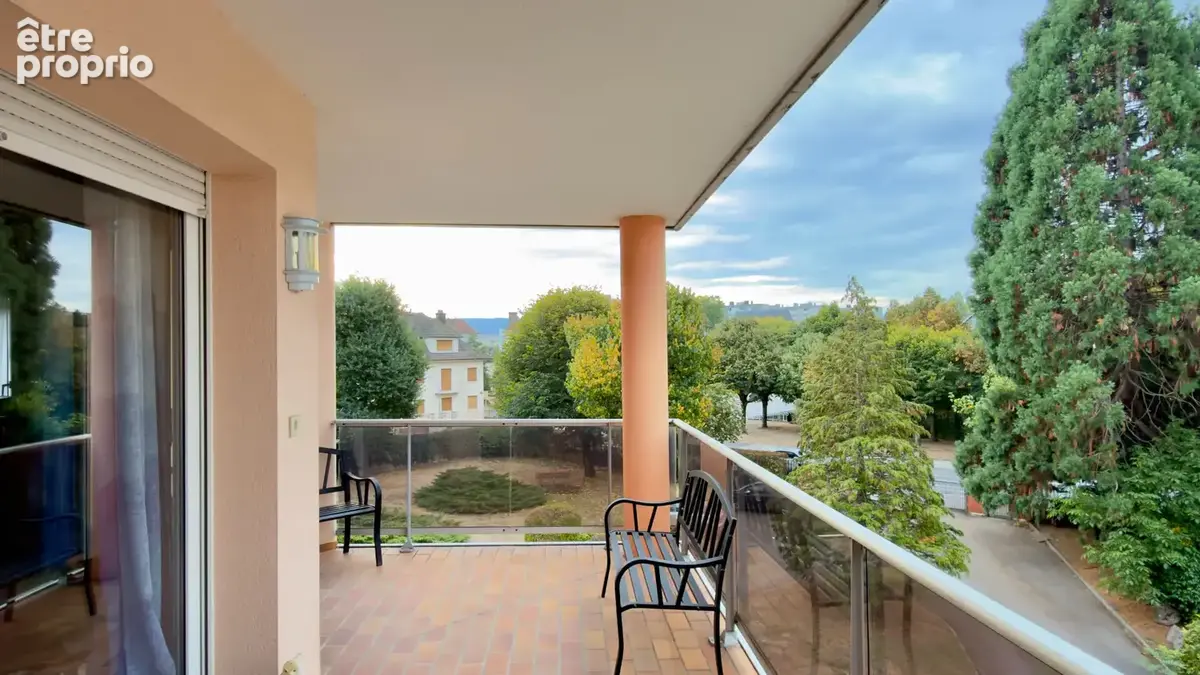 Saint-Dié-des-Vosges - Appartement T3 de 92,8 m² vendu loué, avec terrasse, parking et cave - photo 11