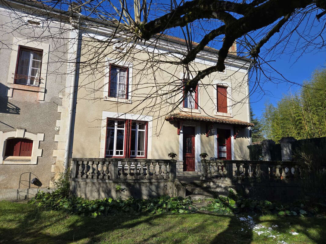 Maison à MUSSIDAN