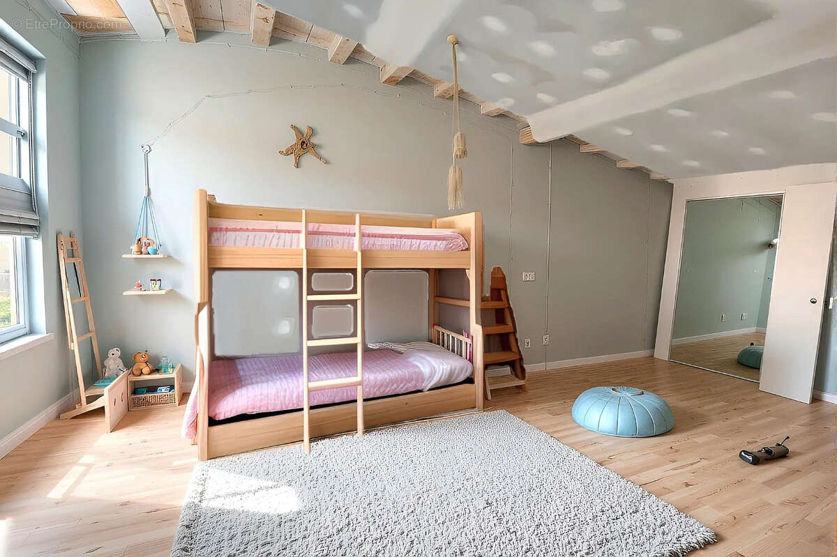 Maison à SALAISE-SUR-SANNE