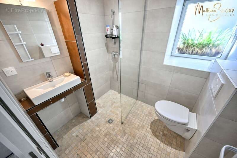 Maison à SAINT-MARTIN-EN-HAUT