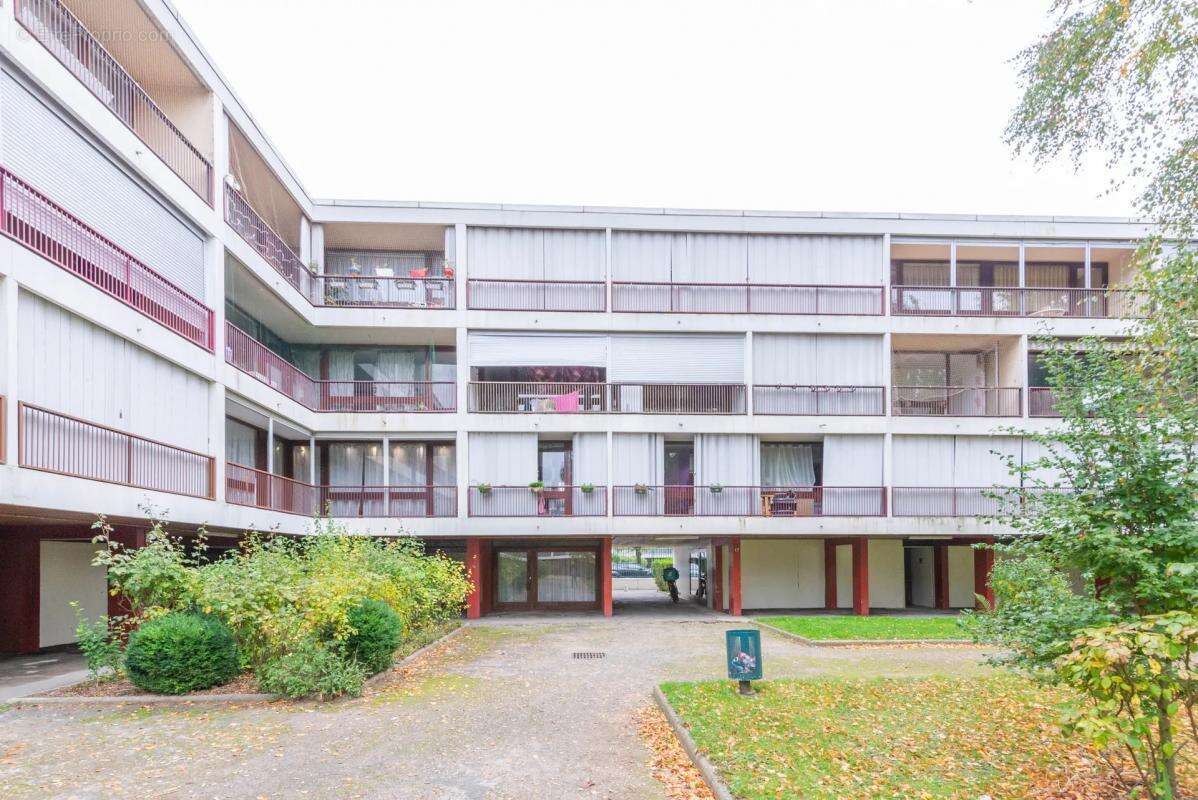 Appartement à STAINS