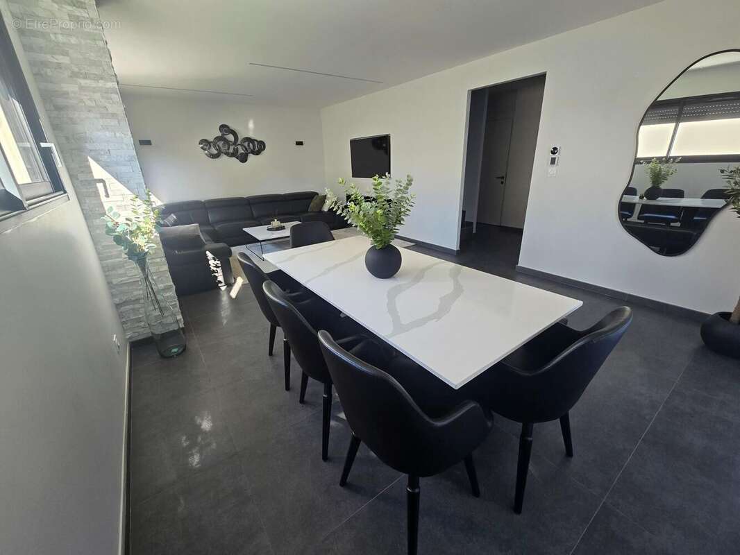 Photo 4 - Maison à GRIGNY