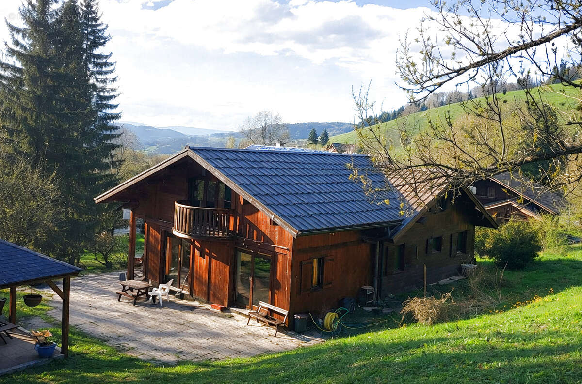 Maison à BOGEVE