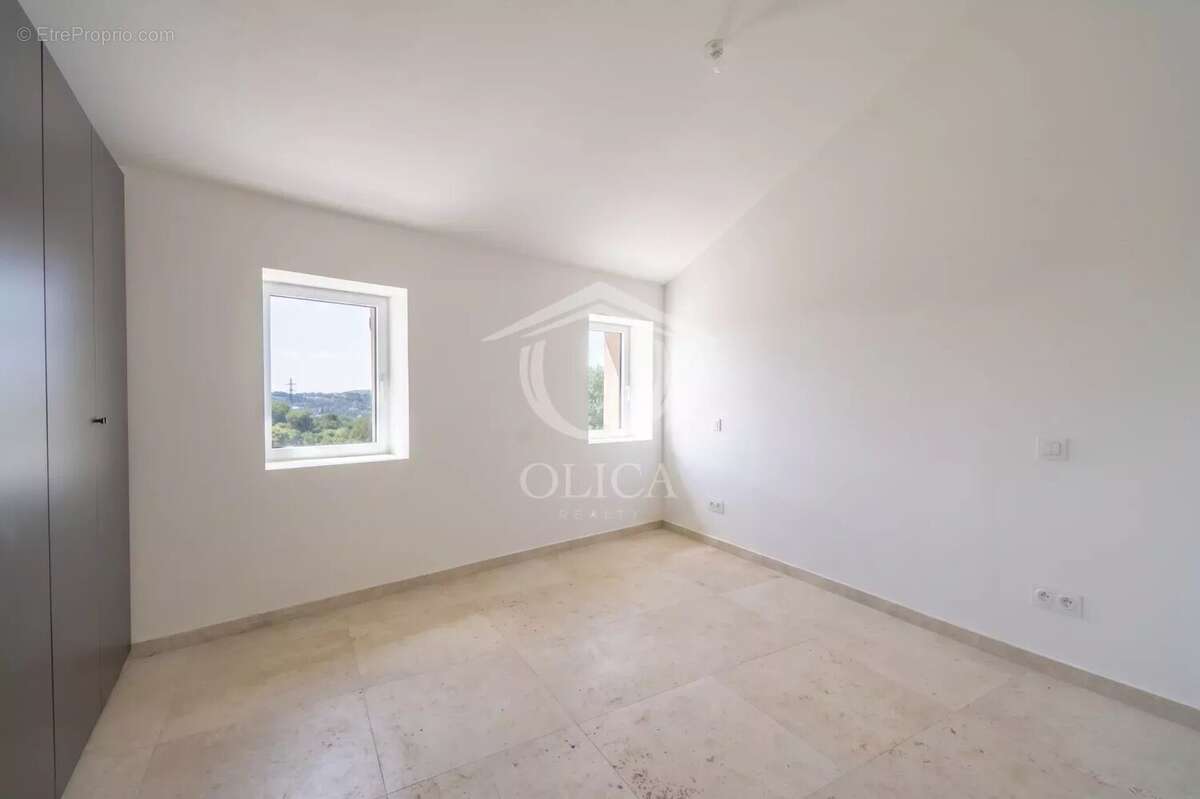 Mougins – pibonson – maison mitoyenne 3 pièces avec jardin, piscine et 2 stationnements - photo 9