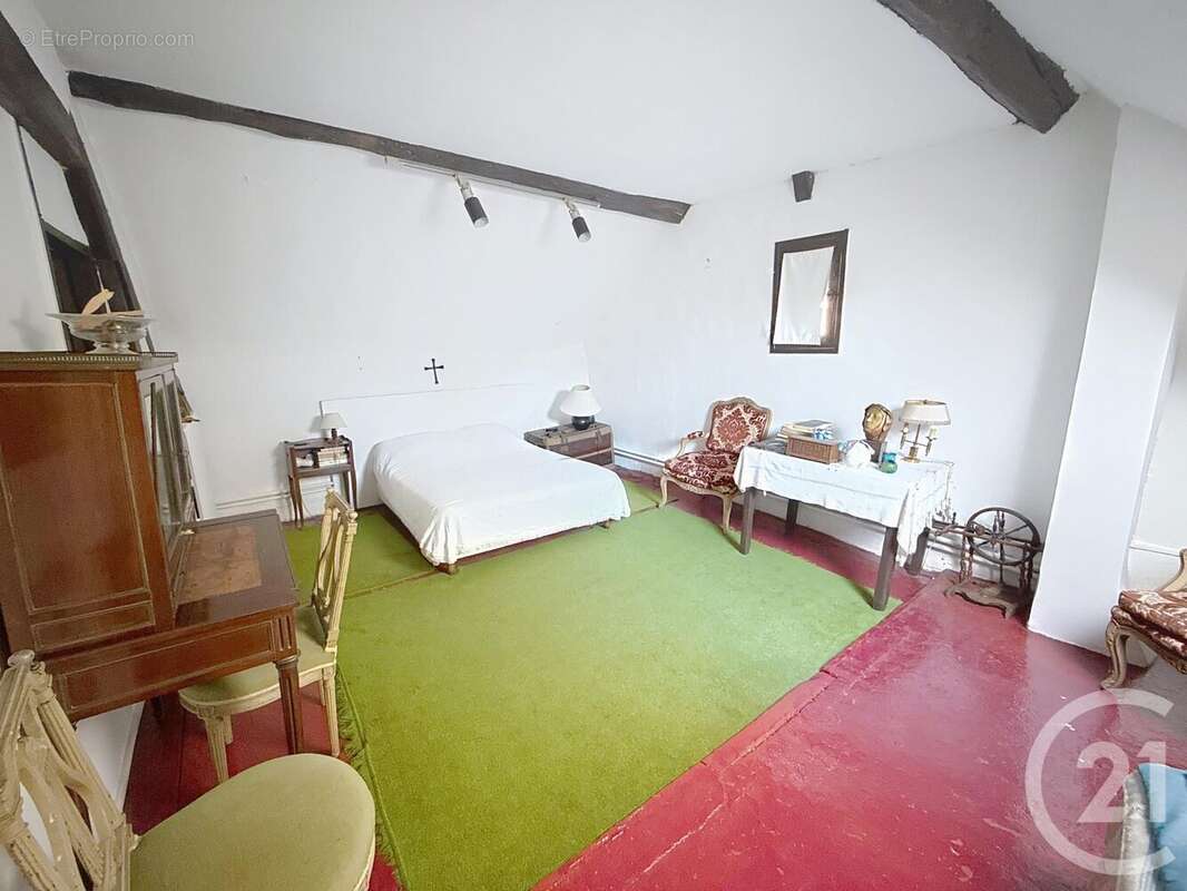 Maison à MARY-SUR-MARNE