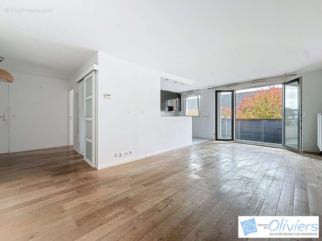 Appartement à MONTIGNY-LE-BRETONNEUX