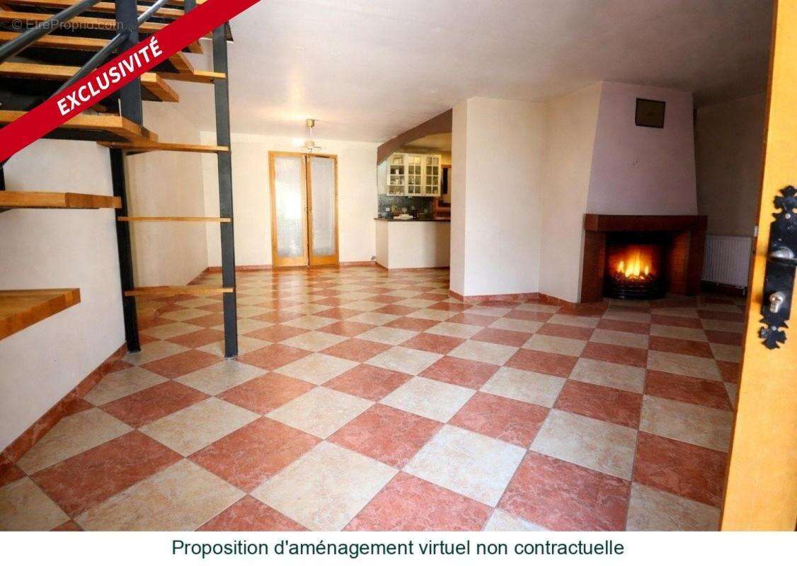 Maison à LA FERTE-GAUCHER