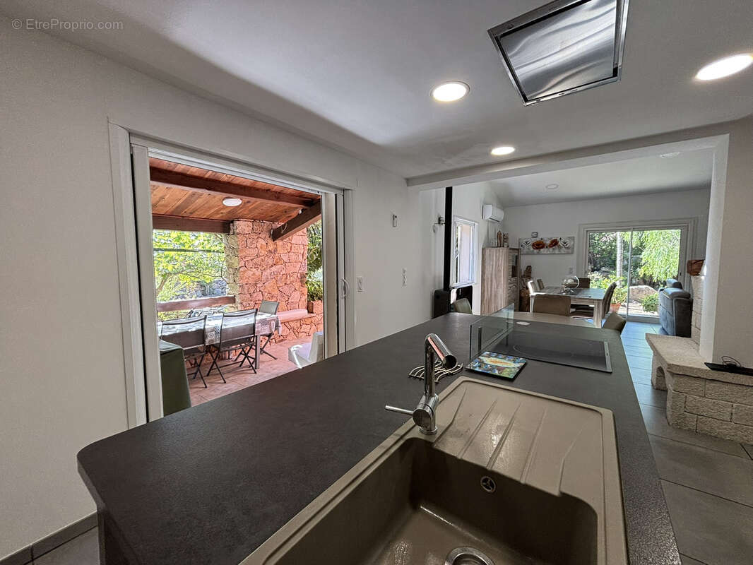 Maison à PORTO-VECCHIO