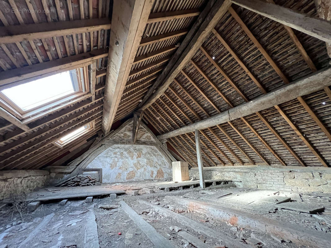 Maison à IVRY-EN-MONTAGNE