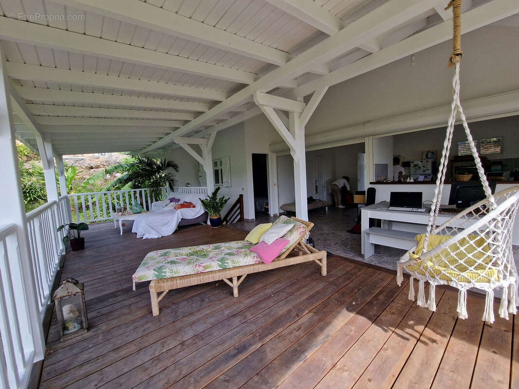 Maison à GRAND-BOURG