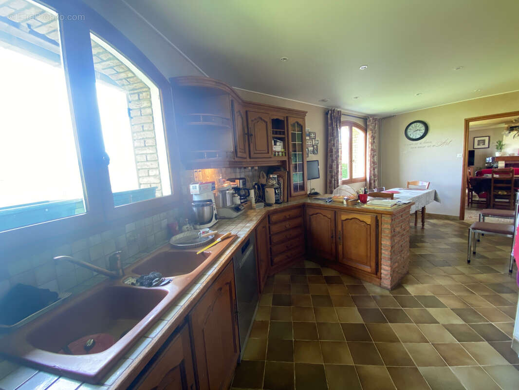 Maison à DOURIEZ