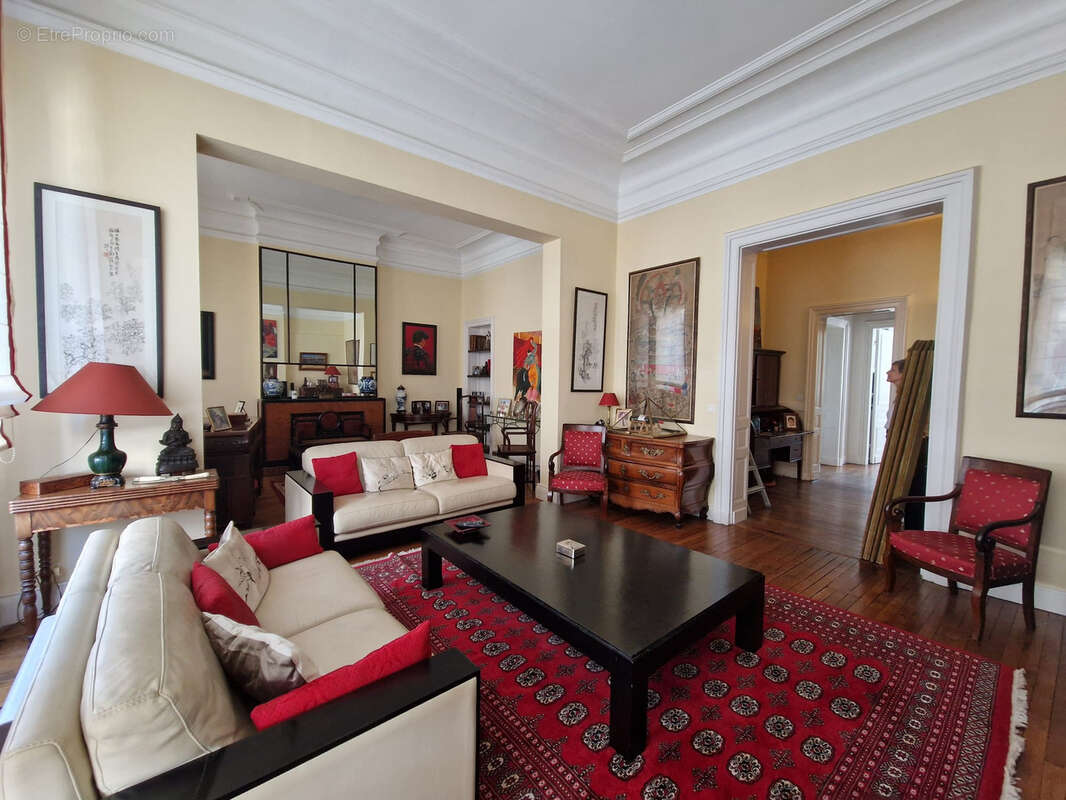 Appartement à BORDEAUX