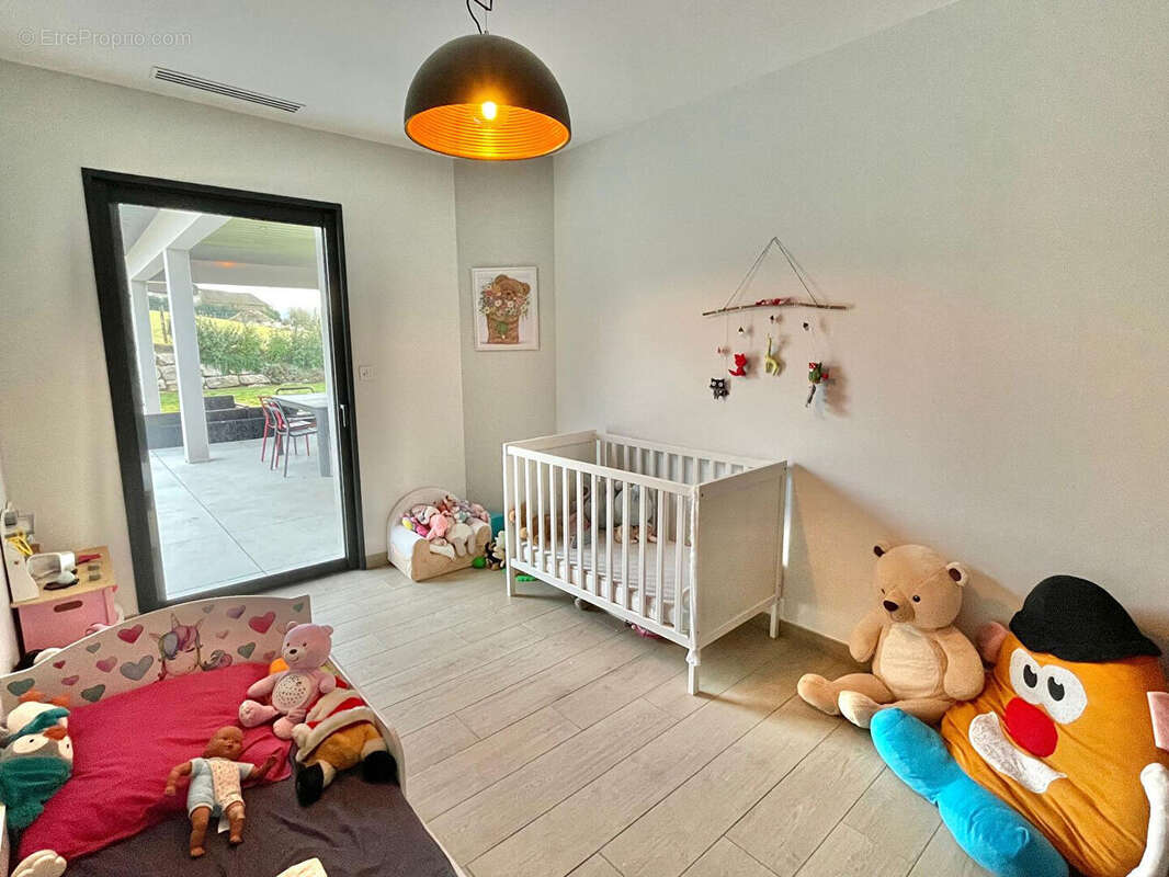 Maison à SAINT-CHEF