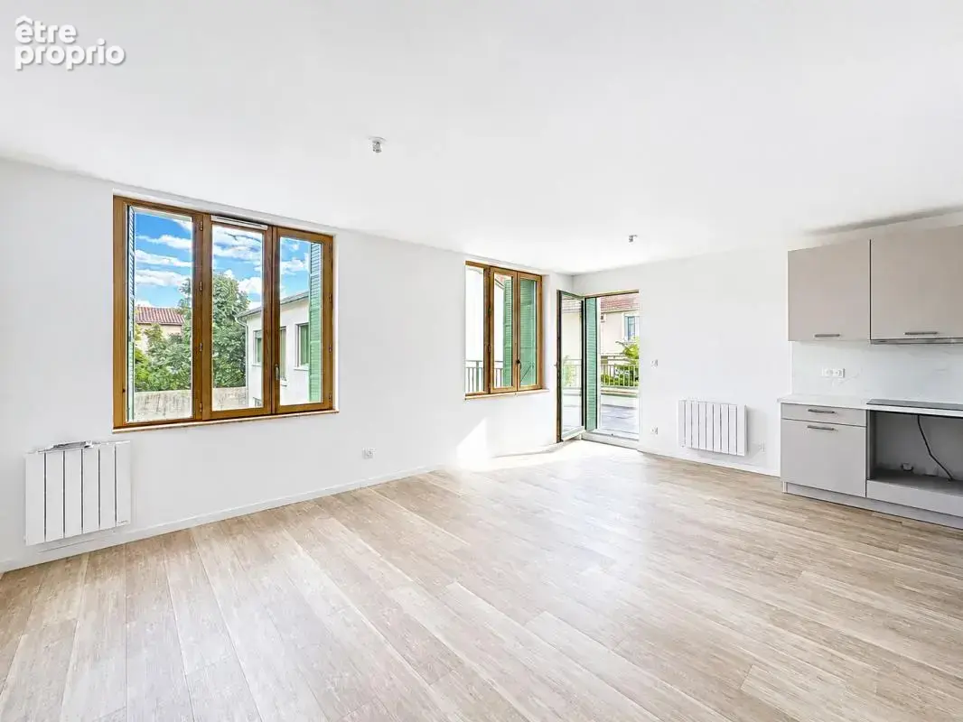 T3 familial avec terrasse et balcon dans résidence entièrement rénovée - photo 3