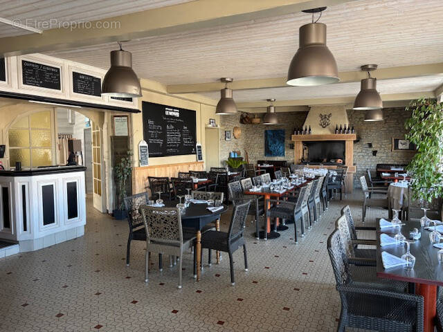 Appartement à AVRILLE