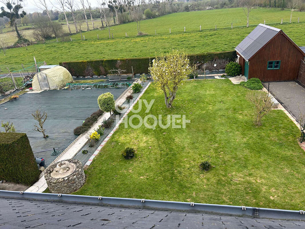 Maison à DUCEY