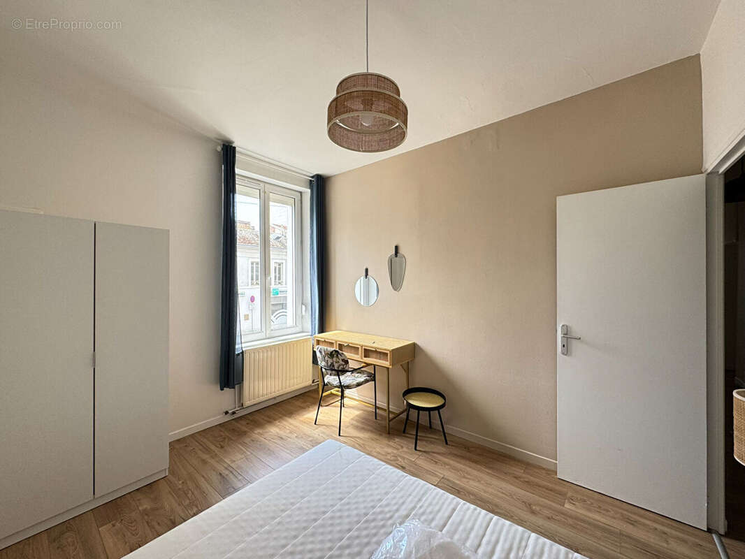 Appartement type 5 - 83.50 m² - secteur av de laon - photo 9
