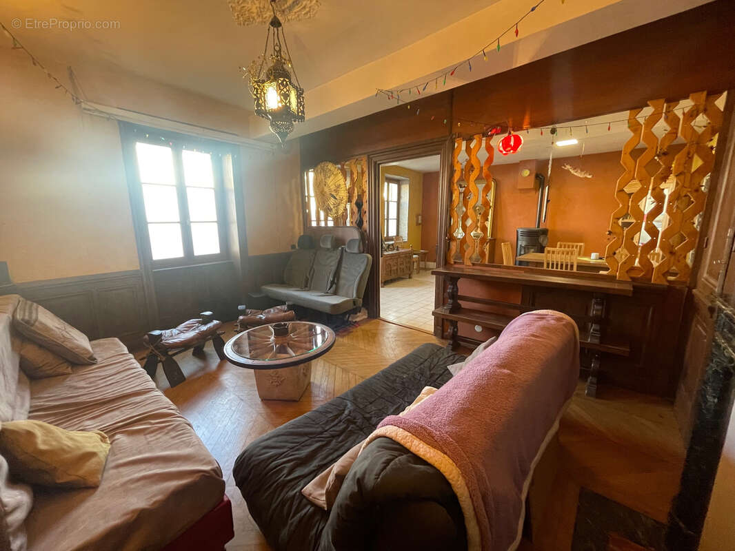 Maison à LES CHERES